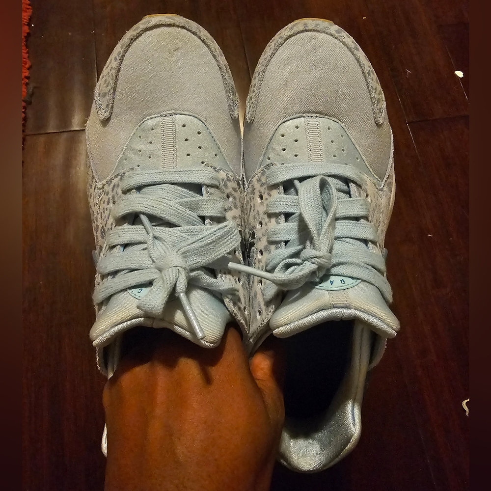 Nike Huarache “Blue Leopard” 7Y